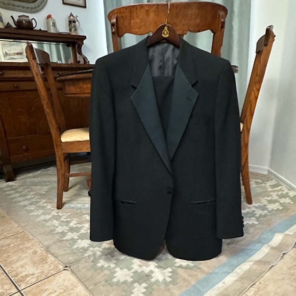 Yves Saint Laurent Other - Vintage YSL Formalwear Black Tuxedo with cummerbund & suspenders tailored in USA